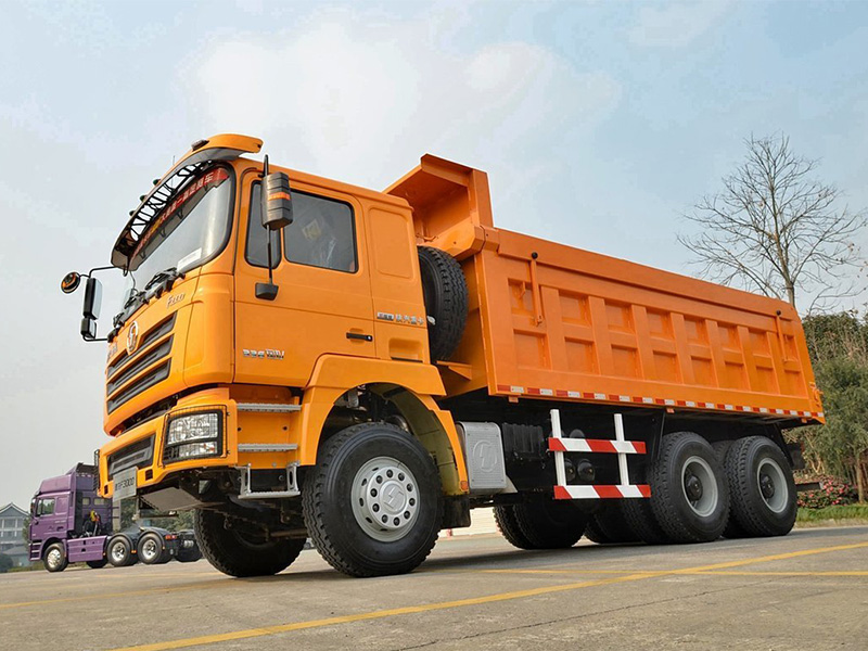 Camión volquete Shacman 6X4 2024