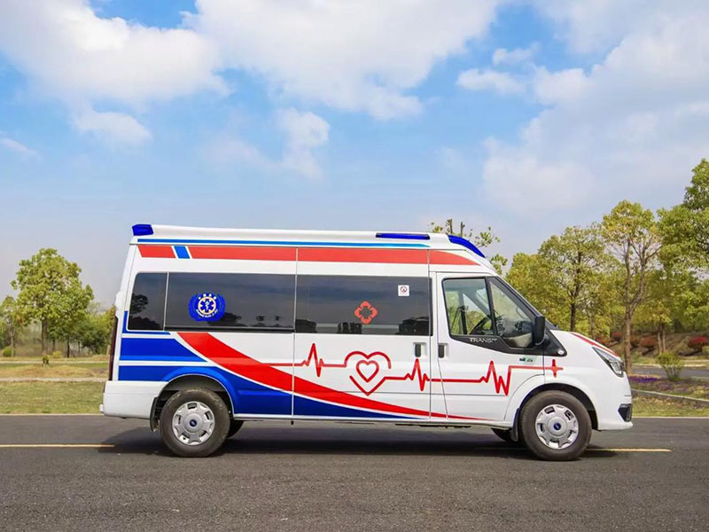 Ambulance Ford