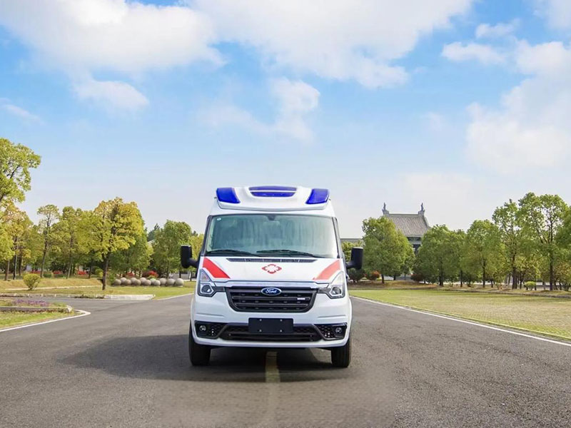 Ambulance Ford