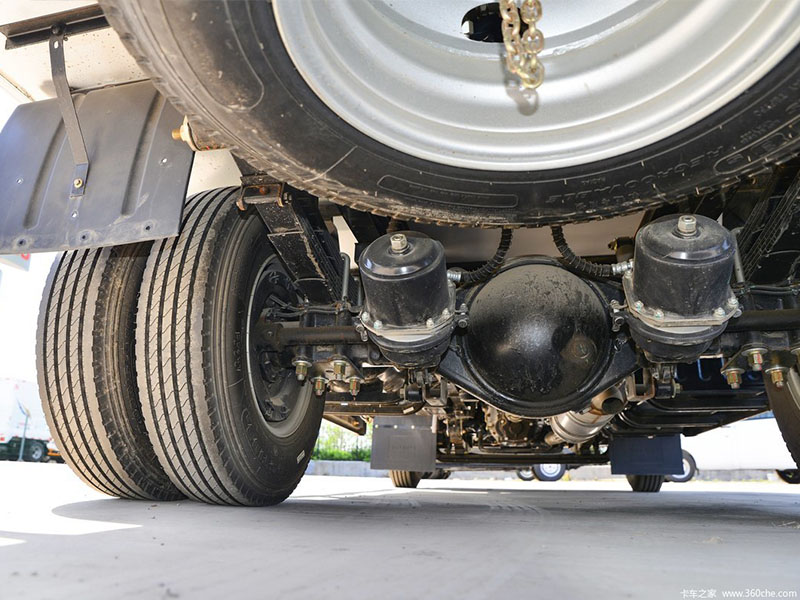 شاحنة مبردة ايسوزو