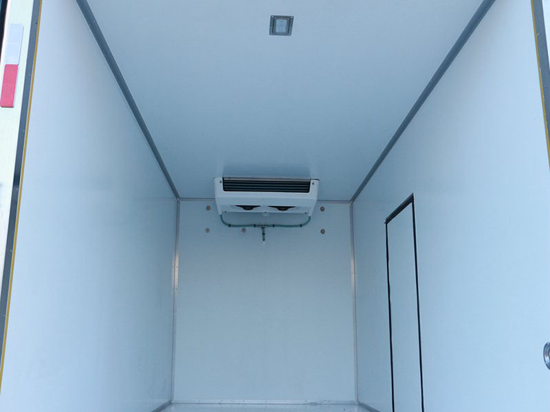 hacman 150hp 4x2 4.15meters refrigerated truck