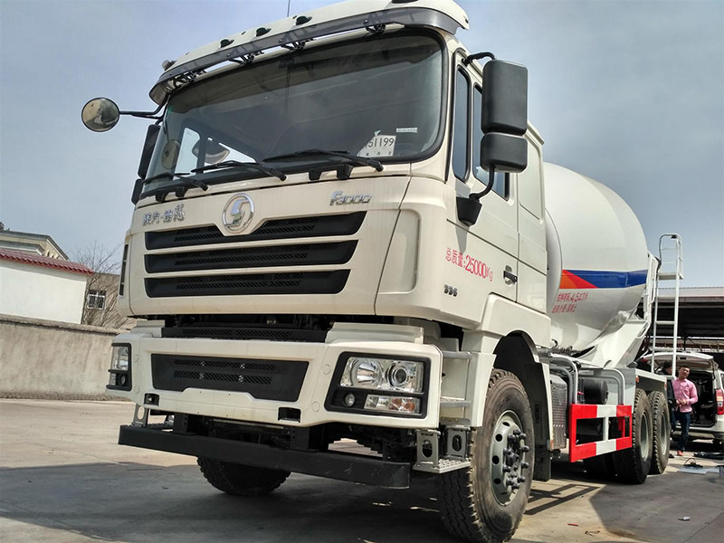 کامیون میکسر بتن Shacman F3000