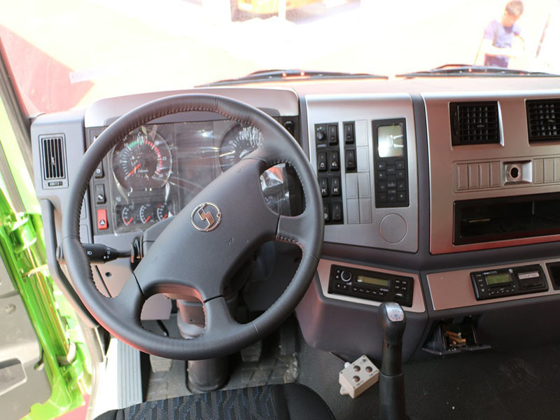 کامیون میکسر بتن Shacman F3000