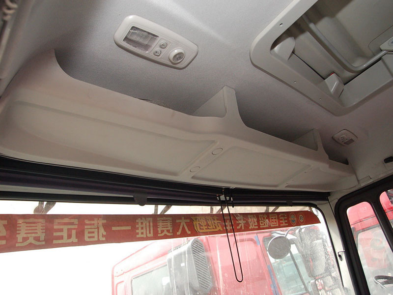 Camión volquete Shacman F3000