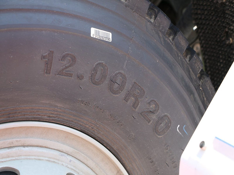 Camión volquete Shacman F3000