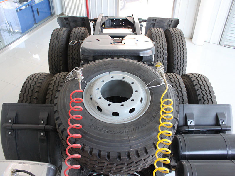 Tractor Shacman F3000