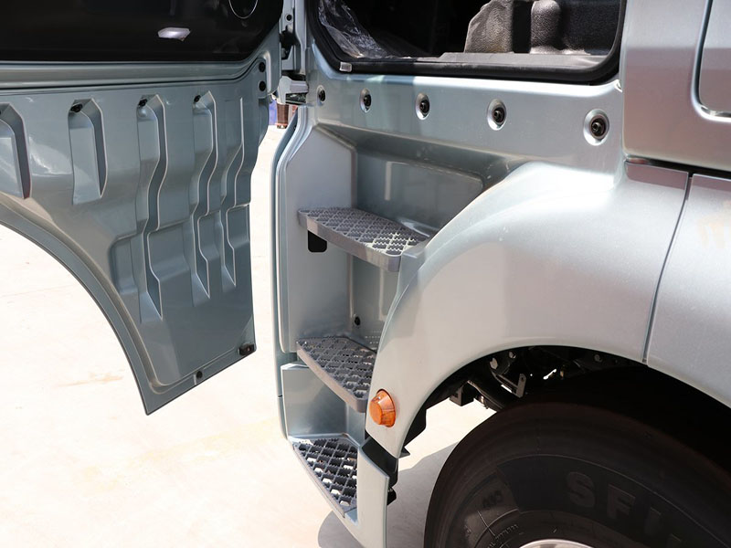 тягач sinotruck Sitrak G7H