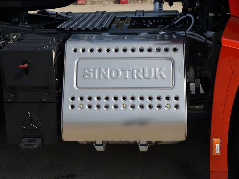 sinotruck howo th7 tractor truck
