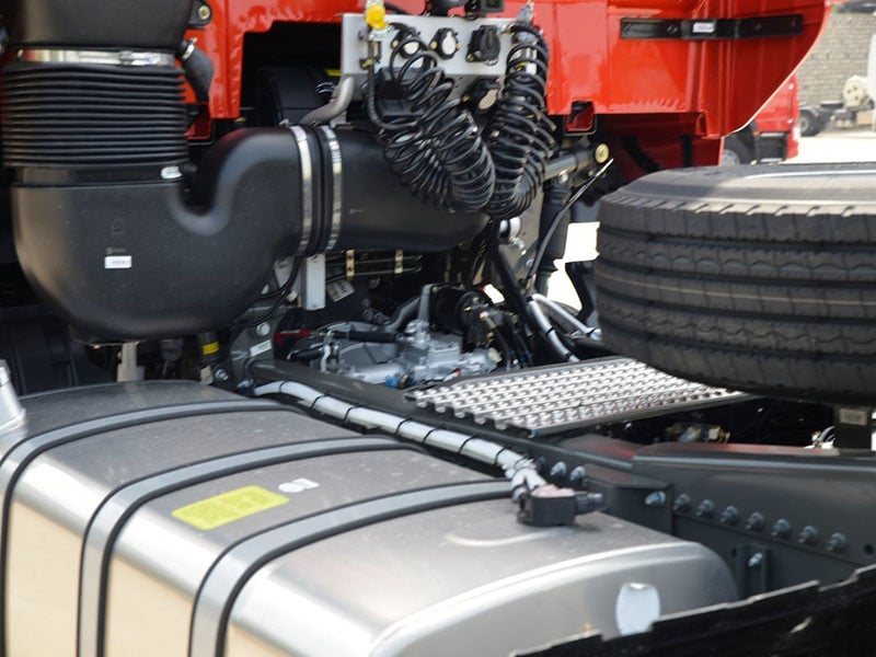 sinotruck howo th7 tractor truck