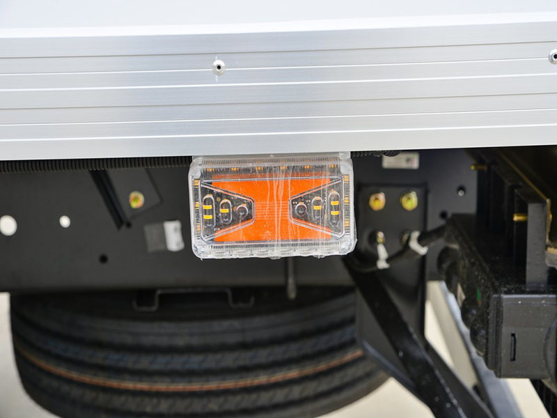 کامیون یخچال دار sinotruk